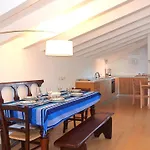 Minnie's Place Apartment