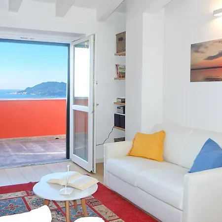 Minnie's Place * Lerici