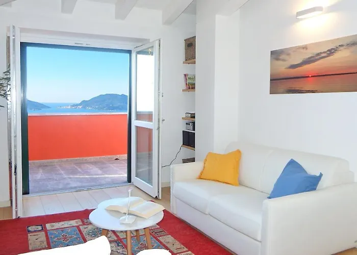 Minnie's Place * Lerici